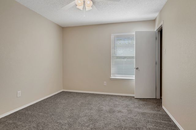 5563 Northfield Drive, Fort Worth, TX 76179