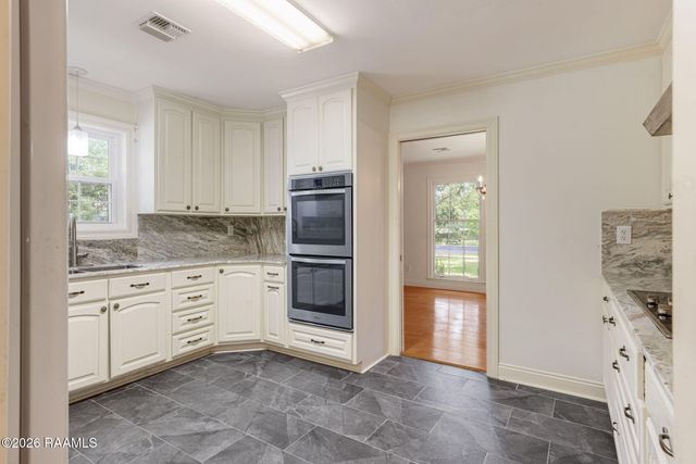 421 Lippi Boulevard, Lafayette, LA 70508