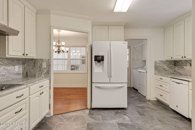 421 Lippi Boulevard, Lafayette, LA 70508