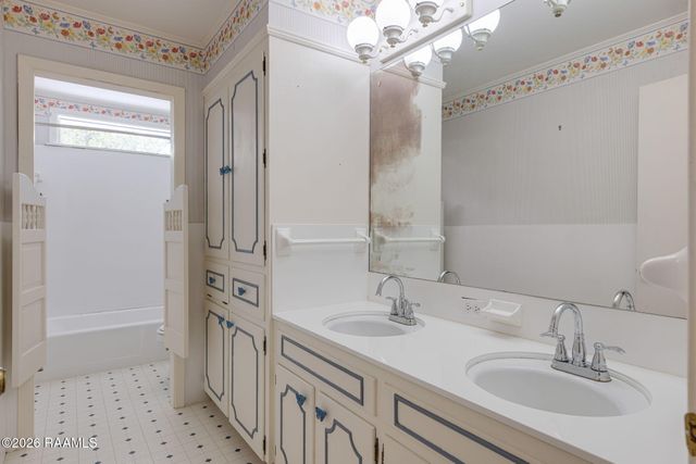 421 Lippi Boulevard, Lafayette, LA 70508