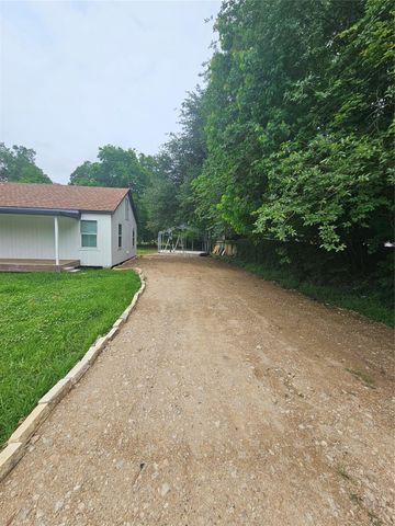 3009 Lincoln Street, Liberty, TX 77575