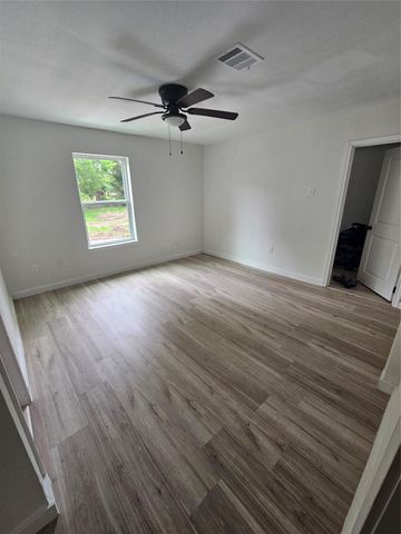 3009 Lincoln Street, Liberty, TX 77575