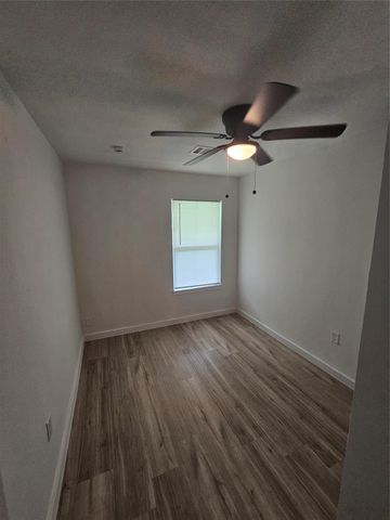 3009 Lincoln Street, Liberty, TX 77575