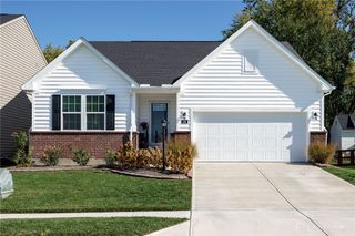 316 Warm Springs Drive, Fairborn, OH 45324