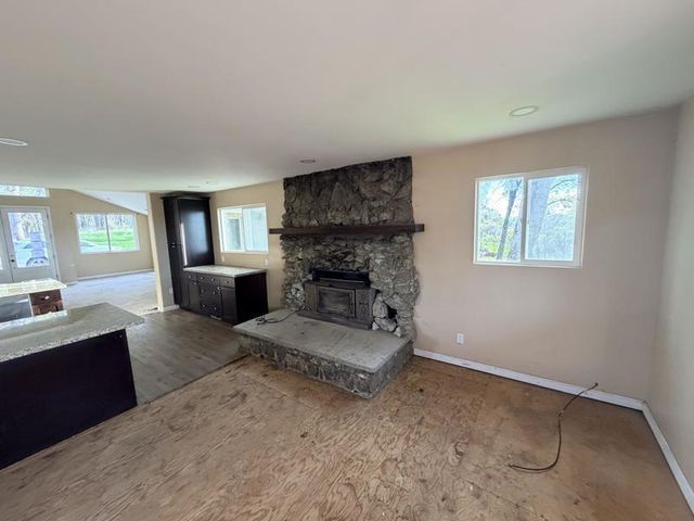 11572 Dead Horse Rd, Grass Valley, CA 95949