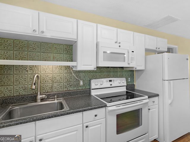 340 Bryans Drive, Mcdonough, GA 30252