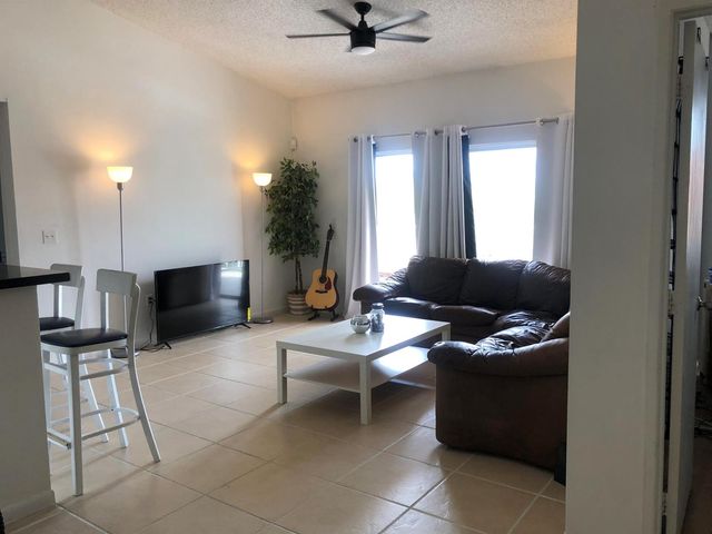 6936 SW 39 Street 304d, Davie, FL 33314