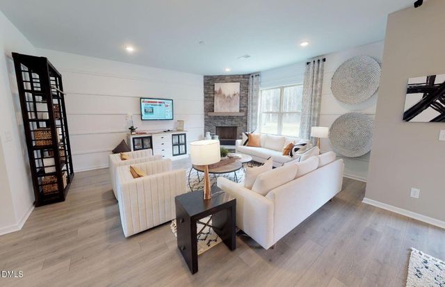 308 Bridle Brook Way, Fuquay Varina, NC 27526