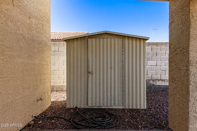 1526 E CHARLESTON Avenue, Phoenix, AZ 85022