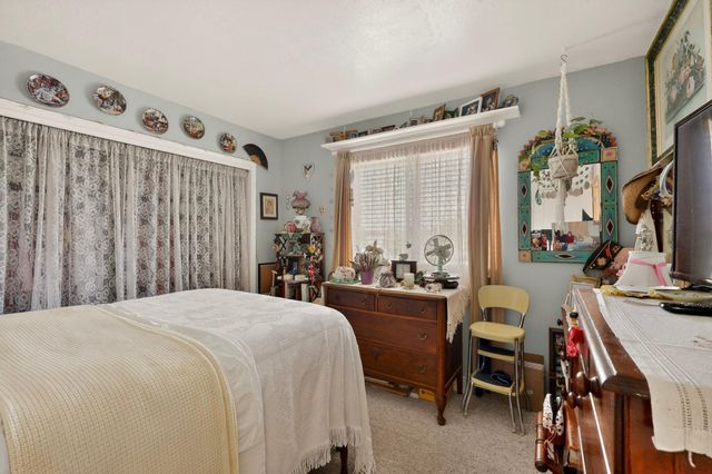1648 Moon Street NE, Albuquerque, NM 87112