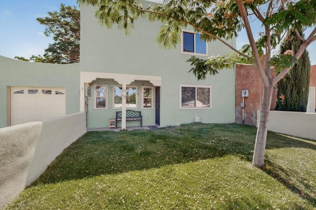 1648 Moon Street NE, Albuquerque, NM 87112