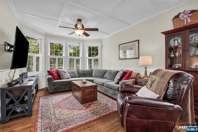 152 Long Hill Road, Little Falls, NJ 07424