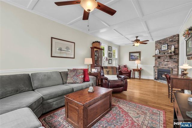 152 Long Hill Road, Little Falls, NJ 07424