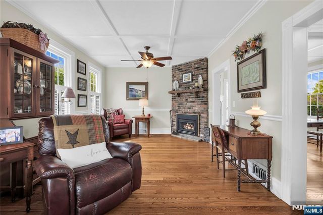 152 Long Hill Road, Little Falls, NJ 07424