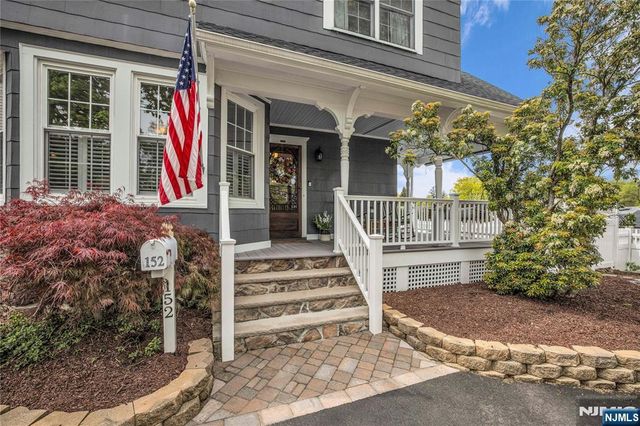 152 Long Hill Road, Little Falls, NJ 07424