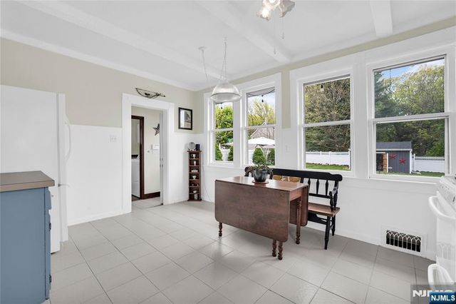 152 Long Hill Road, Little Falls, NJ 07424