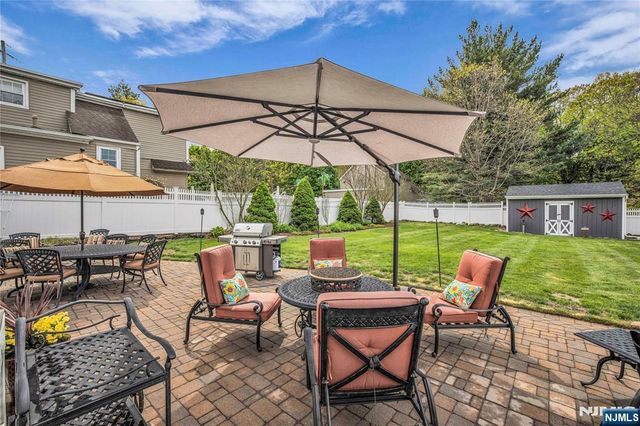 152 Long Hill Road, Little Falls, NJ 07424