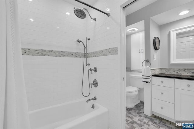 152 Long Hill Road, Little Falls, NJ 07424