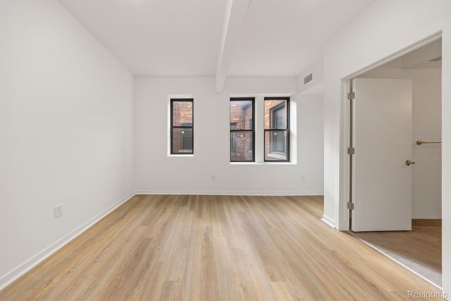 100 Seward Street 212, Detroit, MI 48202