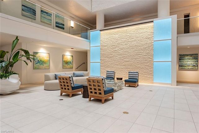 4051 Gulf Shore BLVD N # 802, Naples, FL 34103