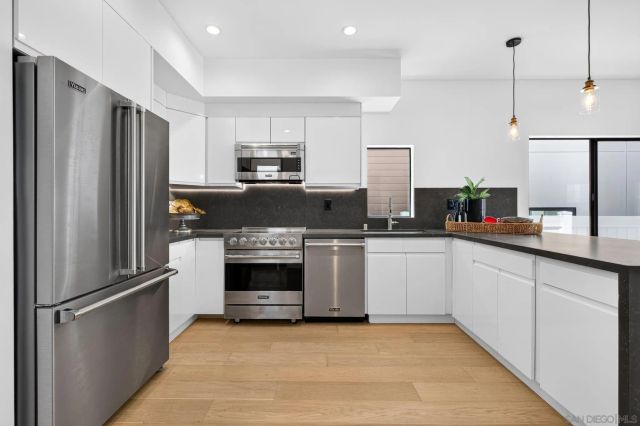 1032 Pennsylvania Avenue, San Diego, CA 92103