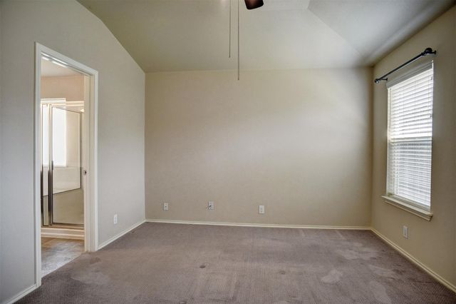 306 Grutsch DR, Bastrop, TX 78602
