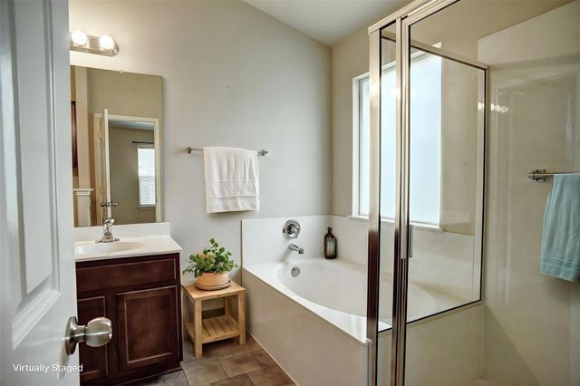 306 Grutsch DR, Bastrop, TX 78602