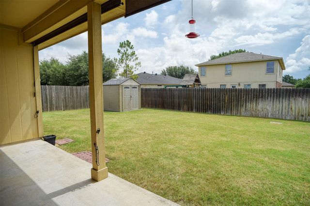 306 Grutsch DR, Bastrop, TX 78602