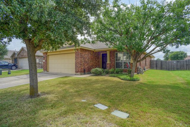 306 Grutsch DR, Bastrop, TX 78602