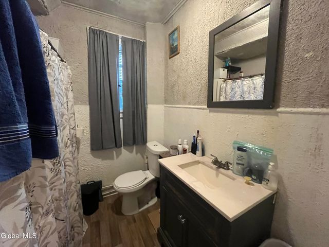 704 East Street, Rensselaer, NY 12144