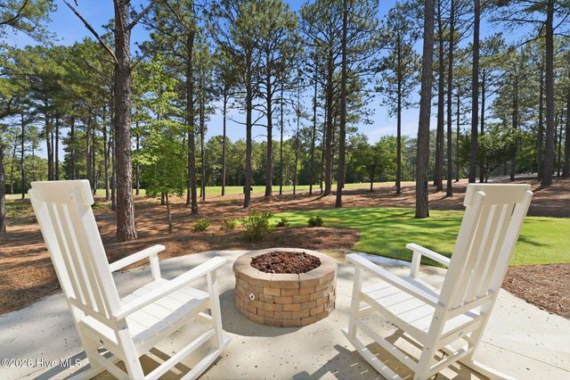 16 Middlebury Road, Pinehurst, NC 28374