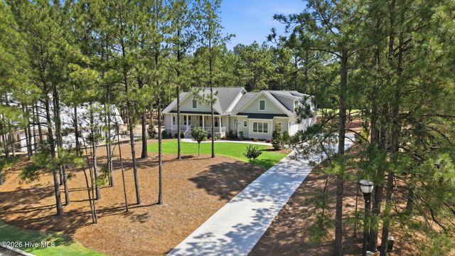 16 Middlebury Road, Pinehurst, NC 28374