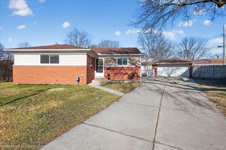 29806 Malvern Street, Westland, MI 48185
