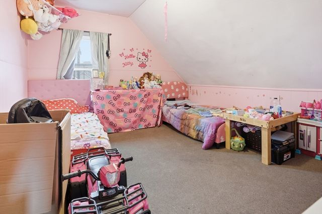 208 State St, New Bedford, MA 02710