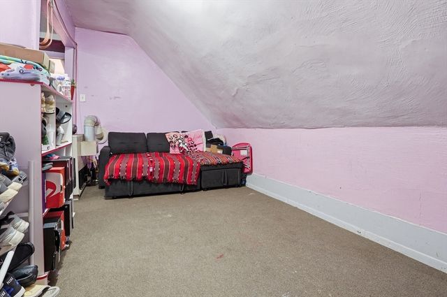 208 State St, New Bedford, MA 02710