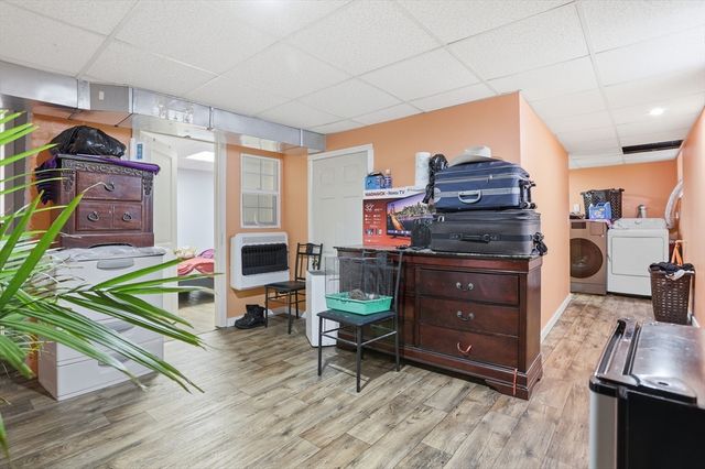 208 State St, New Bedford, MA 02710