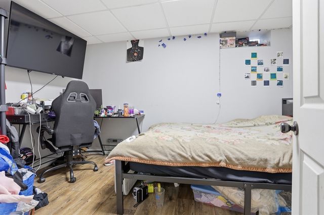 208 State St, New Bedford, MA 02710