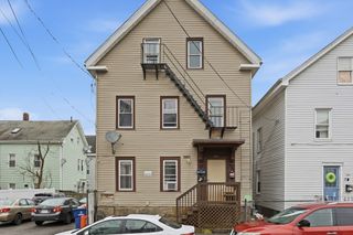 208 State St, New Bedford, MA 02710