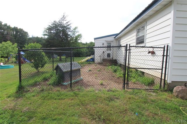 1339 County Route 57, Volney, NY 13069