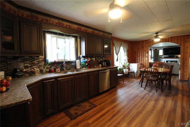 1339 County Route 57, Volney, NY 13069