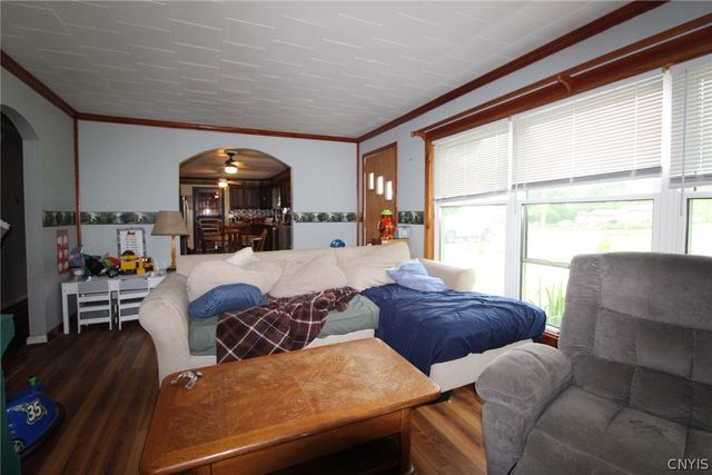 1339 County Route 57, Volney, NY 13069