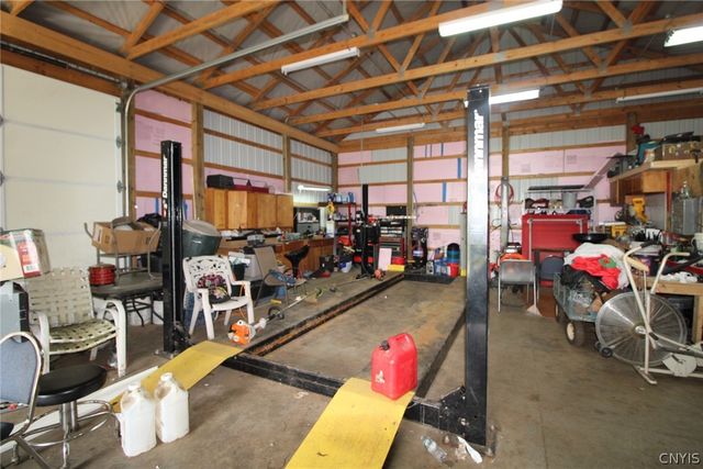 1339 County Route 57, Volney, NY 13069