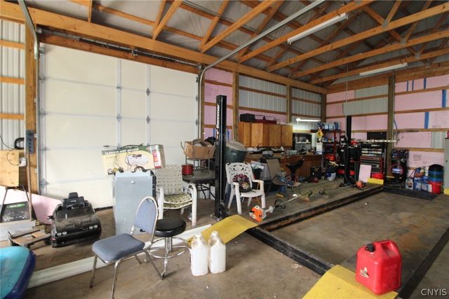 1339 County Route 57, Volney, NY 13069