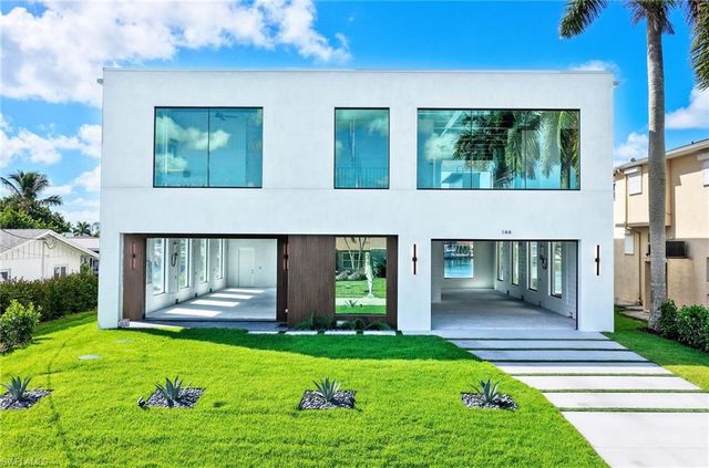 144 Pago Pago DR W, Naples, FL 34113