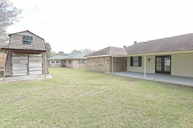 304 Winder Rd, Thibodaux, LA 70301