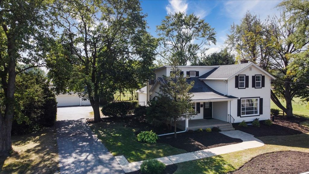 2116 BLACK Road, Joliet, IL 60435