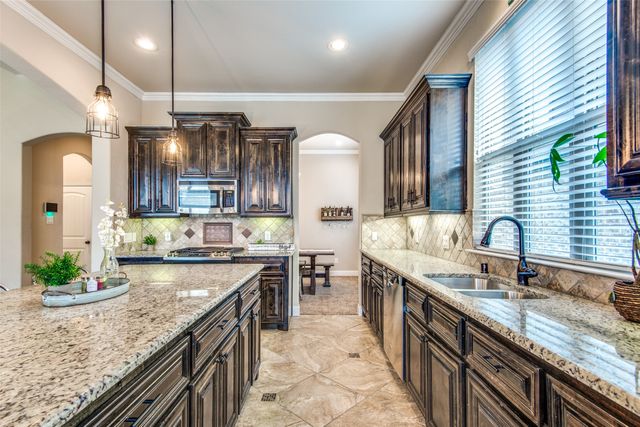 936 Lake Meadow Lane, Little Elm, TX 75068