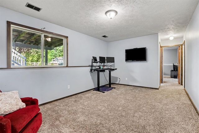 13955 Pine Lake Avenue, Cedar Springs, MI 49319