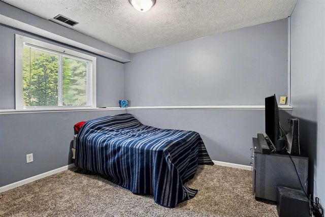 13955 Pine Lake Avenue, Cedar Springs, MI 49319