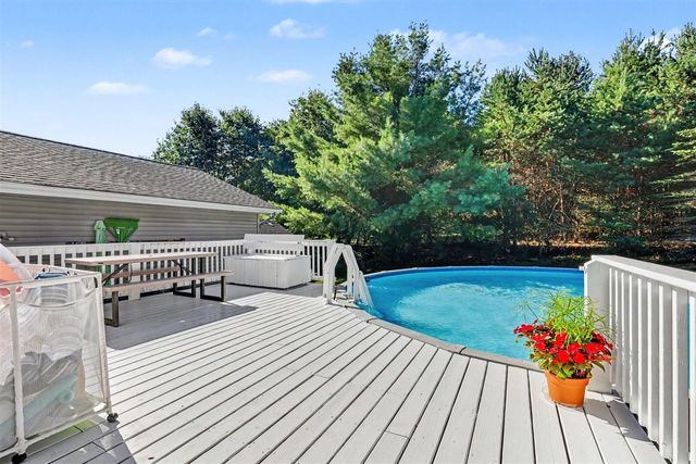 13955 Pine Lake Avenue, Cedar Springs, MI 49319